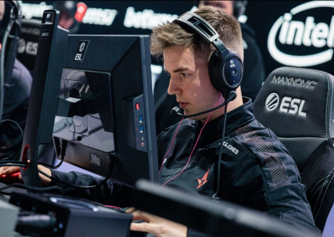 其帖子在短 其帖子在短